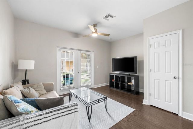 2927 SW 35TH PLACE 113, Gainesville, FL 32608