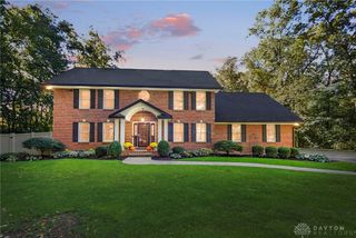 579 Woodhaven Trail, Bath Twp, OH 45387