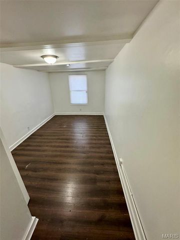 10132 Duke Drive, St Louis, MO 63136