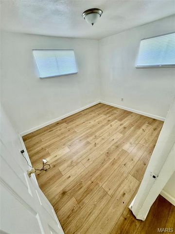 10132 Duke Drive, St Louis, MO 63136