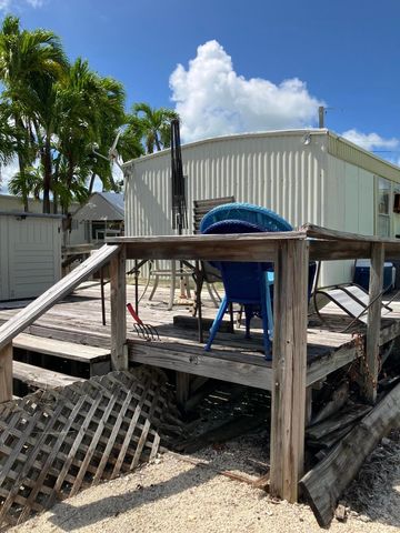 290 Leo Lane, Geiger Key, FL 33040