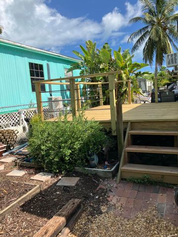 290 Leo Lane, Geiger Key, FL 33040