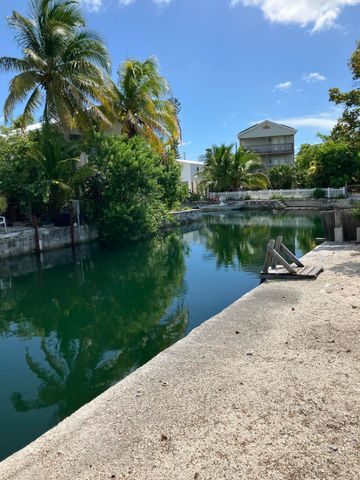 290 Leo Lane, Geiger Key, FL 33040