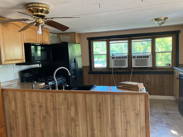 290 Leo Lane, Geiger Key, FL 33040