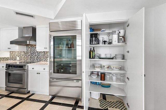 300 SE 5th Avenue PH 8120, Boca Raton, FL 33432