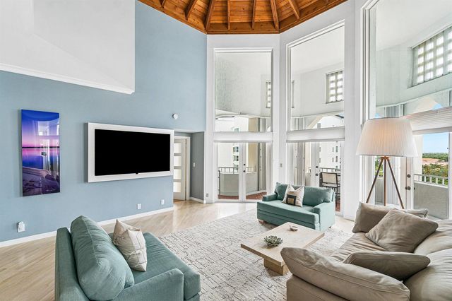 300 SE 5th Avenue PH 8120, Boca Raton, FL 33432