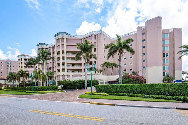 300 SE 5th Avenue PH 8120, Boca Raton, FL 33432