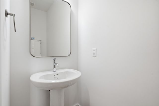 132 Portico Pl, La Vergne, TN 37086