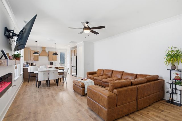 132 Portico Pl, La Vergne, TN 37086