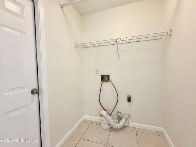 8796 CHAMBORE Drive, Jacksonville, FL 32256