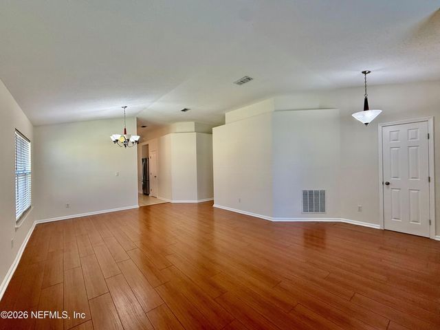 8796 CHAMBORE Drive, Jacksonville, FL 32256