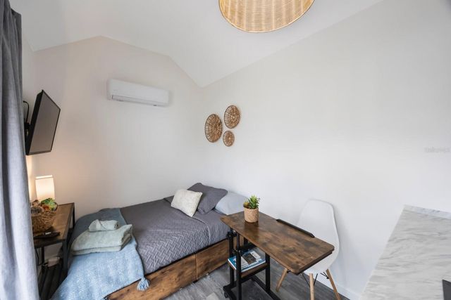 2504 W FLETCHER AVENUE, Tampa, FL 33618