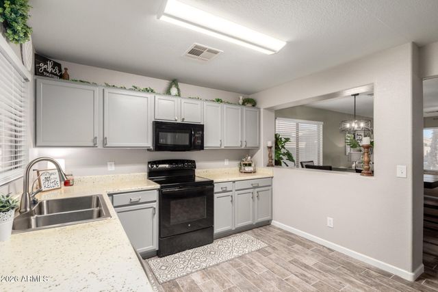 920 E PIMA Avenue, Apache Junction, AZ 85119