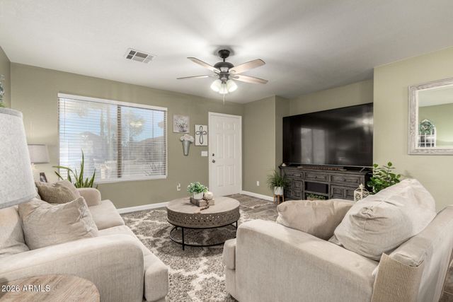 920 E PIMA Avenue, Apache Junction, AZ 85119