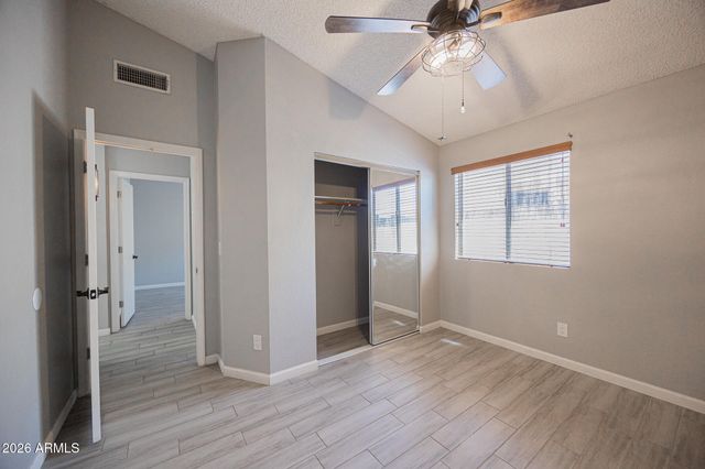 8870 W VILLA RITA Drive, Peoria, AZ 85382