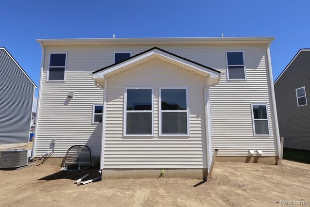 634 Harvest Way, Chelsea, MI 48118