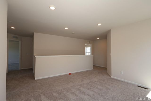 634 Harvest Way, Chelsea, MI 48118