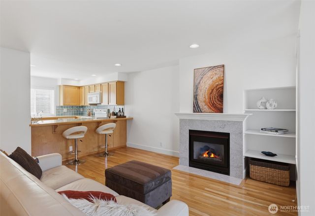 2813 NW 56th Street, Seattle, WA 98107