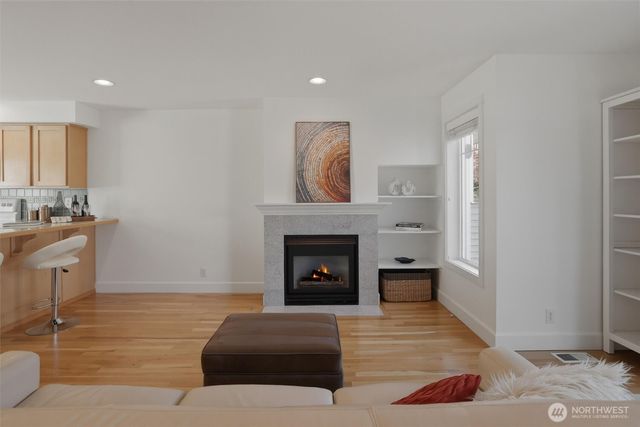 2813 NW 56th Street, Seattle, WA 98107