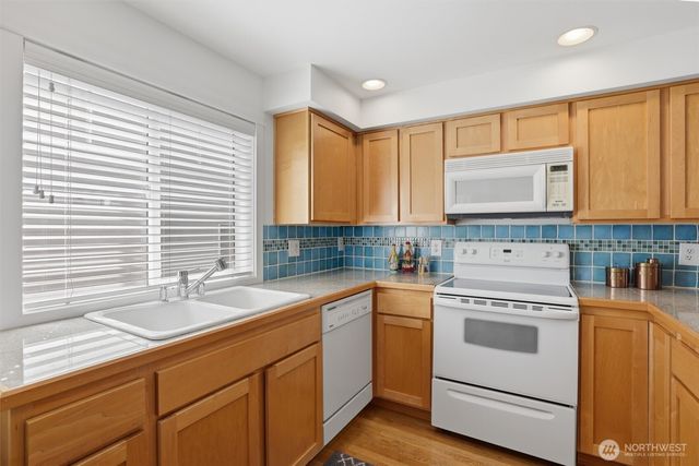 2813 NW 56th Street, Seattle, WA 98107