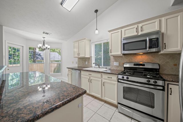 26 Maize Meadow Place, The Woodlands, TX 77381