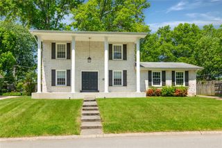 5312 River Aire Drive, Godfrey, IL 62035