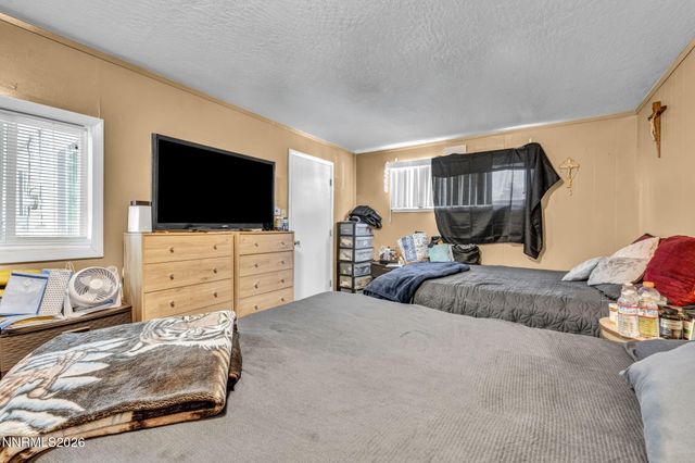 724 W 5th Street, Carson City, NV 89703