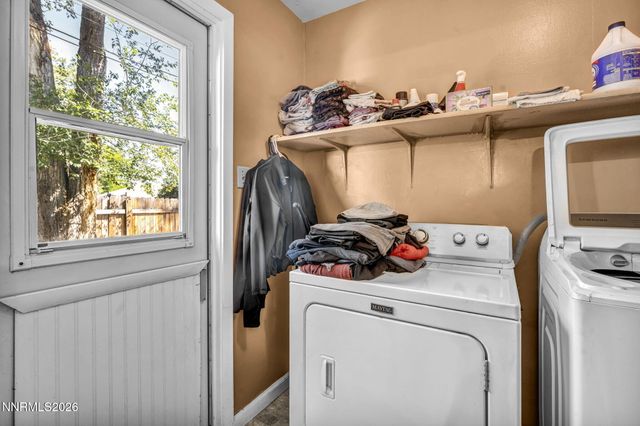 724 W 5th Street, Carson City, NV 89703