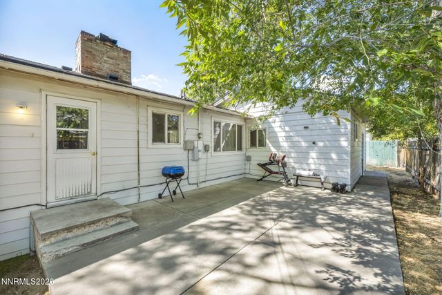 724 W 5th Street, Carson City, NV 89703