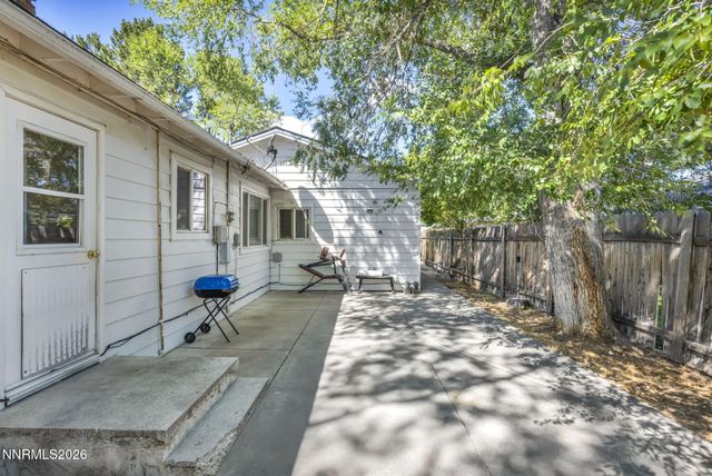 724 W 5th Street, Carson City, NV 89703