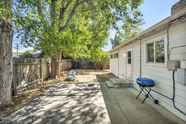 724 W 5th Street, Carson City, NV 89703