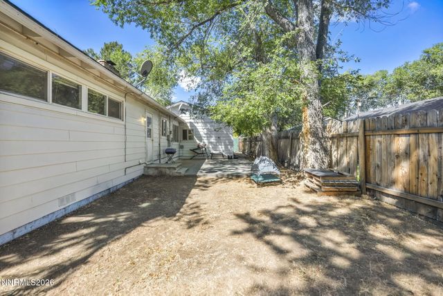724 W 5th Street, Carson City, NV 89703