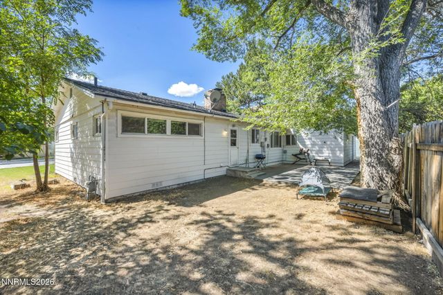 724 W 5th Street, Carson City, NV 89703