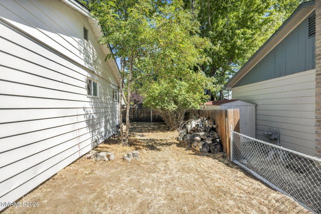 724 W 5th Street, Carson City, NV 89703