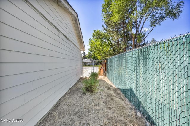 724 W 5th Street, Carson City, NV 89703