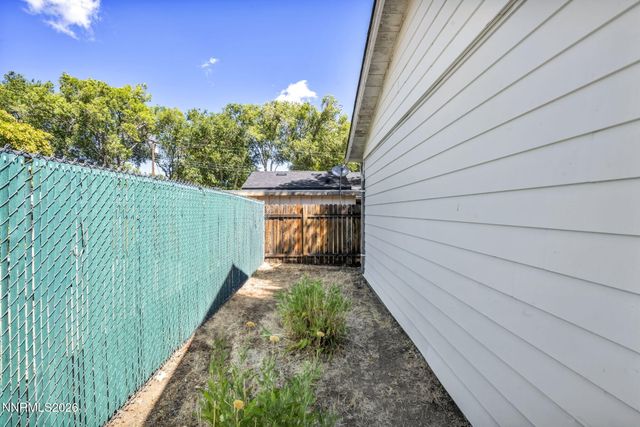 724 W 5th Street, Carson City, NV 89703