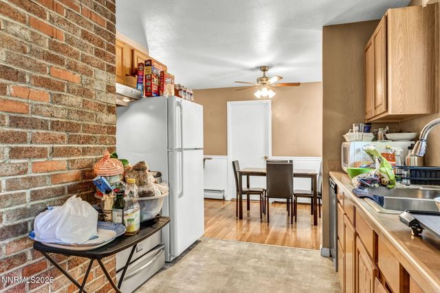 724 W 5th Street, Carson City, NV 89703