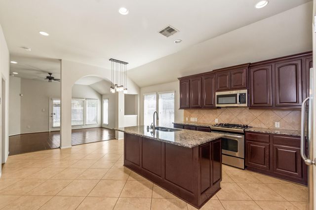 2943 Fair Chase Drive, Katy, TX 77494
