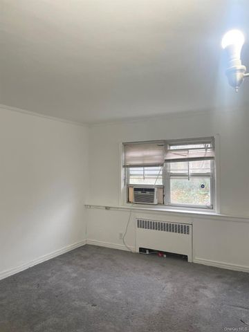 214 Hillside Avenue 27A, Queens Village, NY 11427