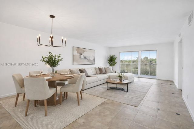 12601 SW 13th St 411G, Pembroke Pines, FL 33027