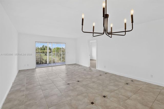 12601 SW 13th St 411G, Pembroke Pines, FL 33027