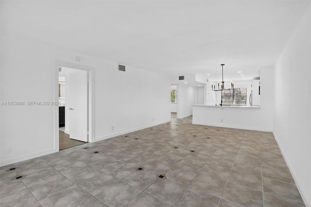 12601 SW 13th St 411G, Pembroke Pines, FL 33027