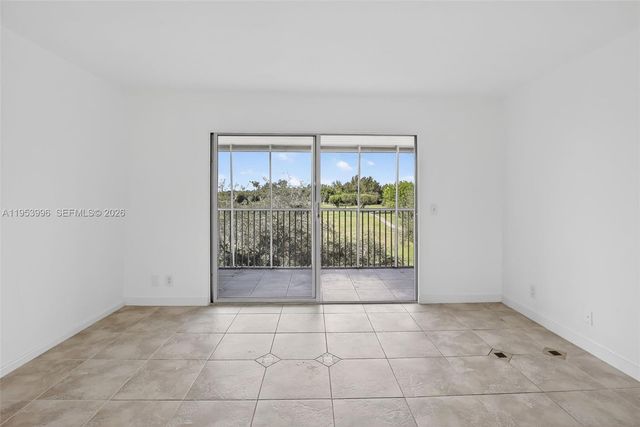 12601 SW 13th St 411G, Pembroke Pines, FL 33027