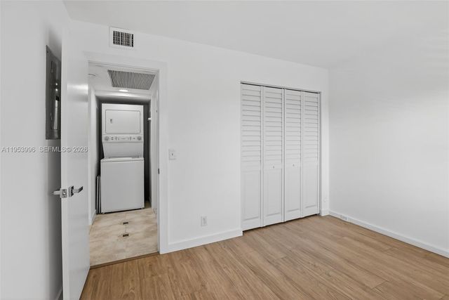 12601 SW 13th St 411G, Pembroke Pines, FL 33027