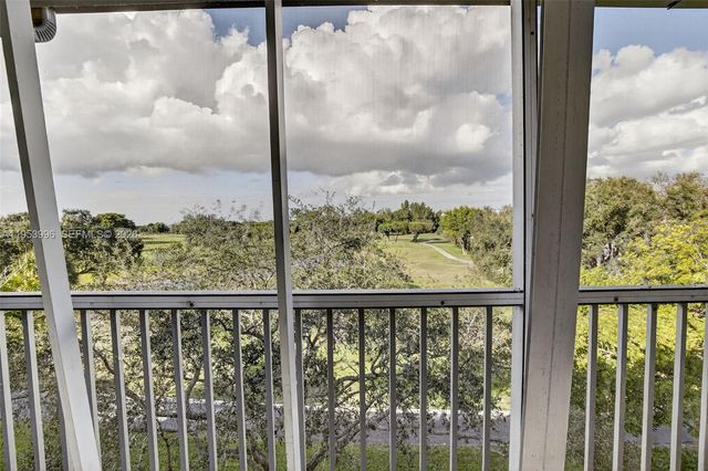 12601 SW 13th St 411G, Pembroke Pines, FL 33027