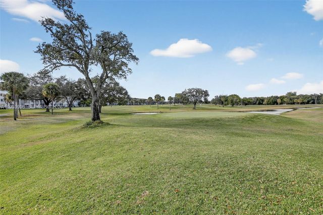 12601 SW 13th St 411G, Pembroke Pines, FL 33027