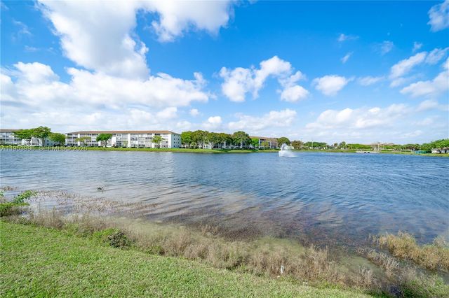 12601 SW 13th St 411G, Pembroke Pines, FL 33027