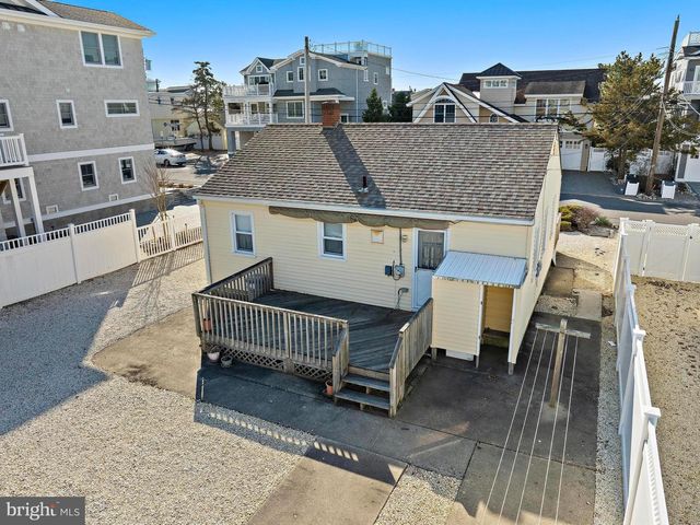 17 E KIRKLAND AVE, Long Beach Township, NJ 08008