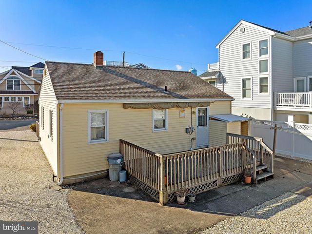 17 E KIRKLAND AVE, Long Beach Township, NJ 08008