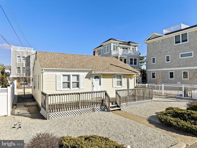 17 E KIRKLAND AVE, Long Beach Township, NJ 08008